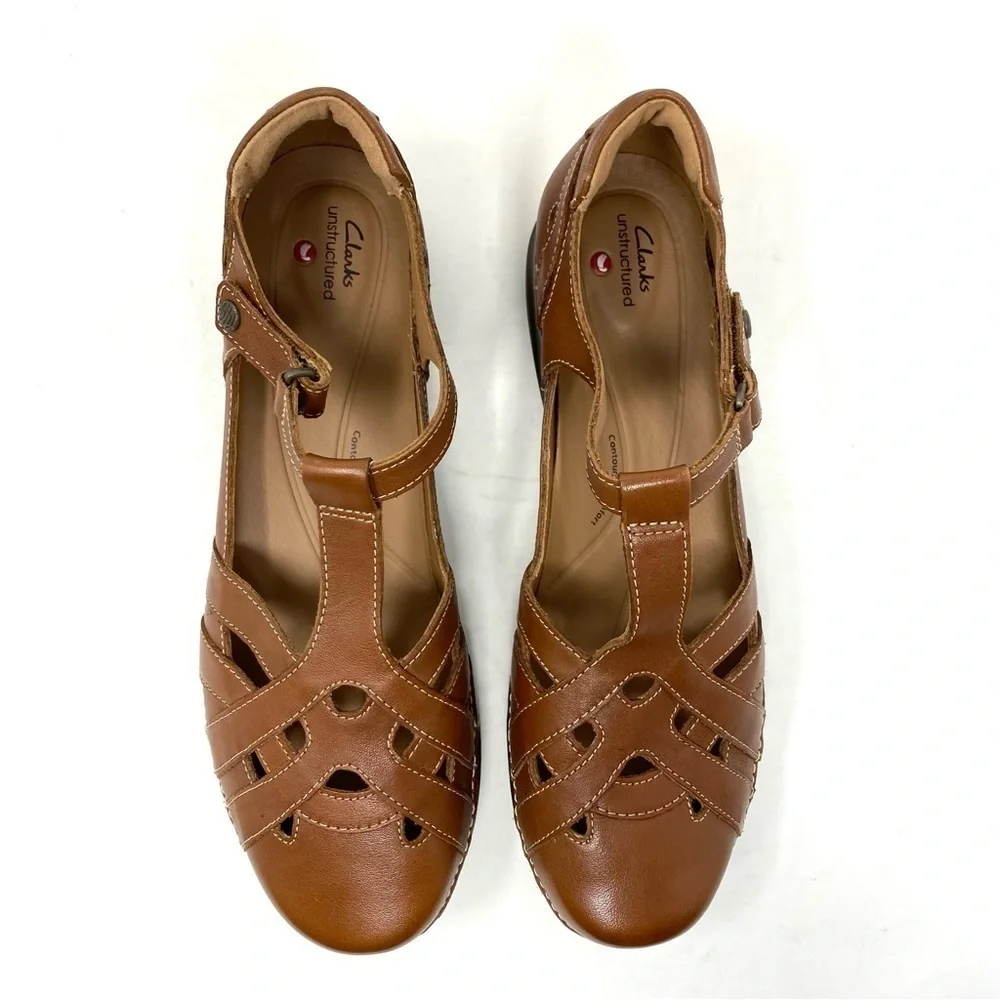 Clarks Appley Way Dark Tan T-Strap 26165529 Leather Sandals WIDE